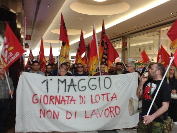 Flaica- CARA LAVORATRICE, CARO LAVORATORE, MA LO SAPEVI CHE… POSSIAMO DIRE STOP ALL’OBBLIGO DI LAVORO FESTIVO NEL COMMERCIO?!
