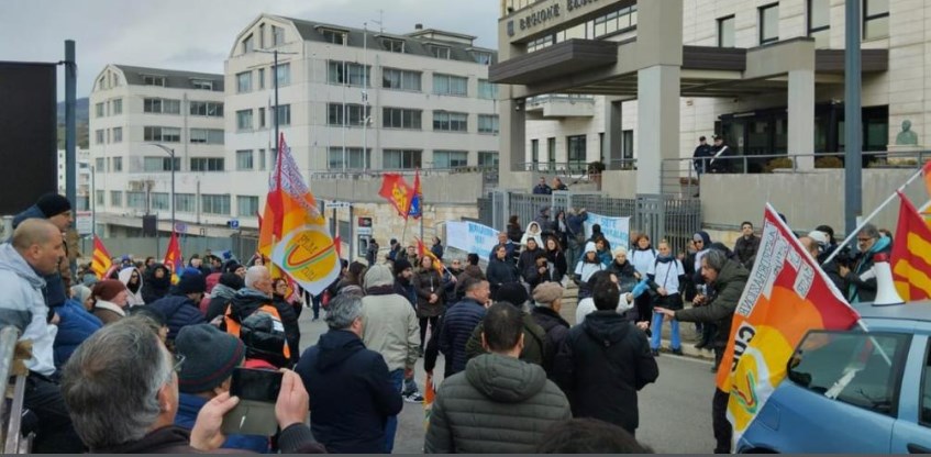 Scopri di più sull'articolo Manifestazione dei precari CUB Potenza