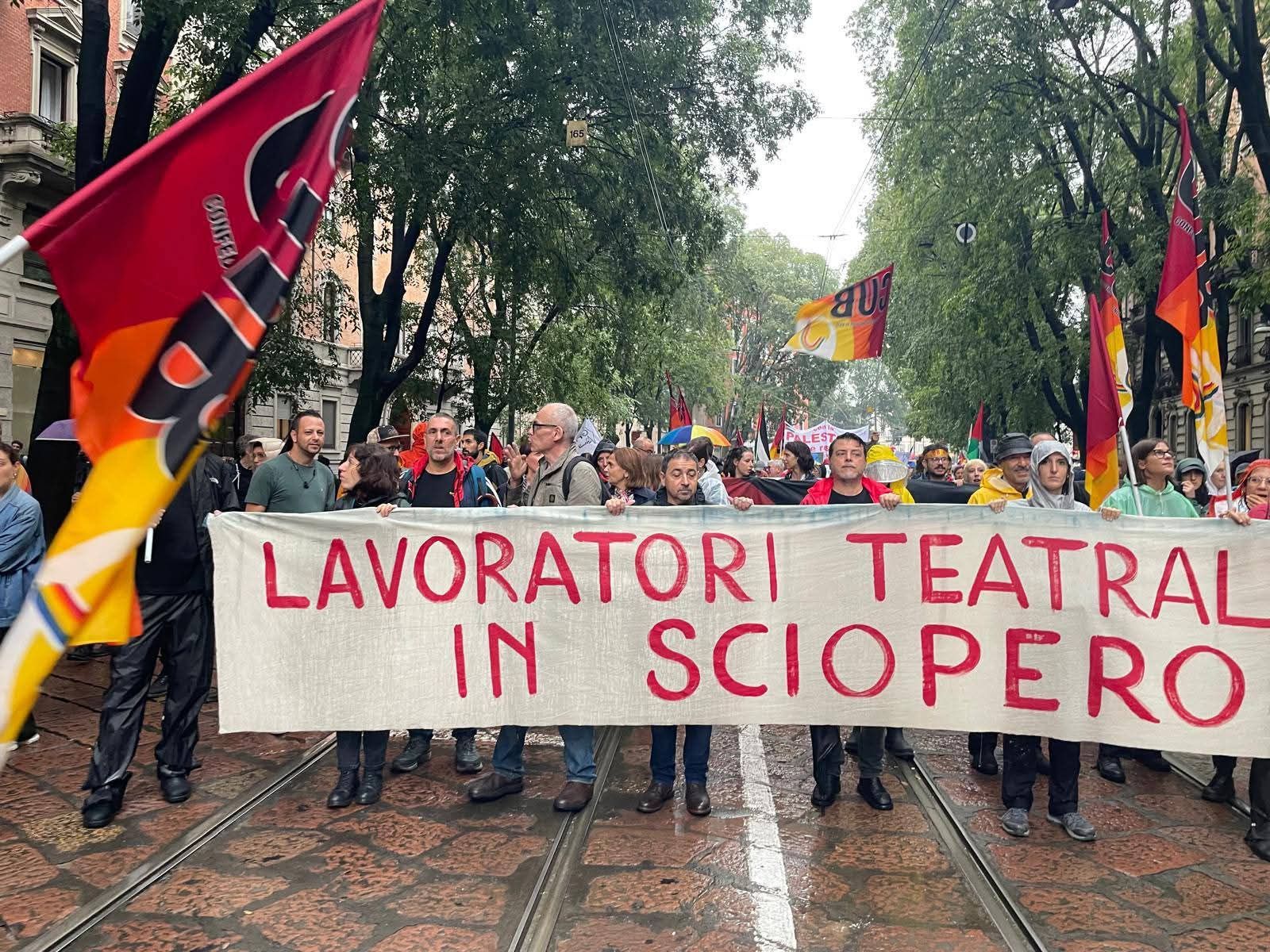 Scopri di più sull'articolo Il Piccolo Teatro di Milano in stato d’agitazione